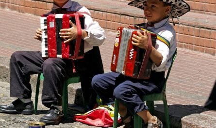 cual es el instrumento mas facil de tocar